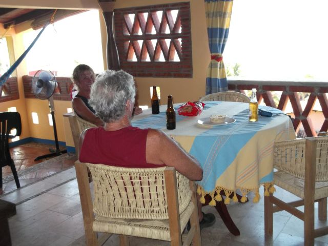 Tom and Karen in their<br />Arco Iris apartment<br />Photo: Barbara Joan Schaffer
