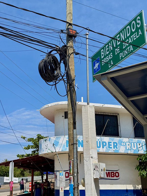 Telmex Fiber Optic, Entrance to the Punta