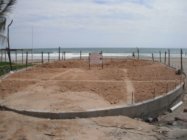 El sitio, ya
clausurado por
PROFEPA, en
junio 2012