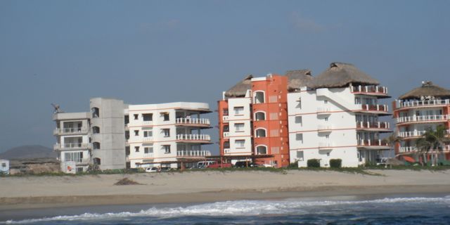 Vivo Resorts Feb. 2013